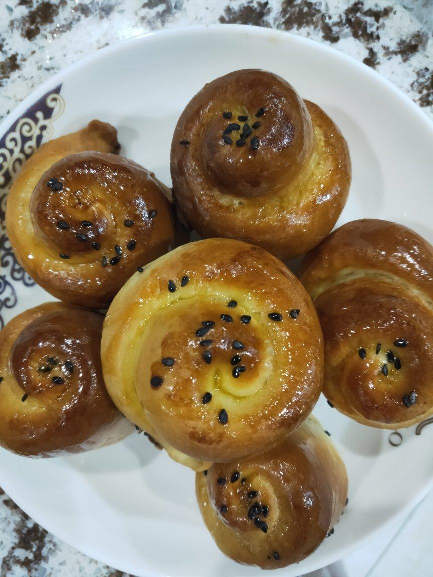 脆底蜂蜜小面包