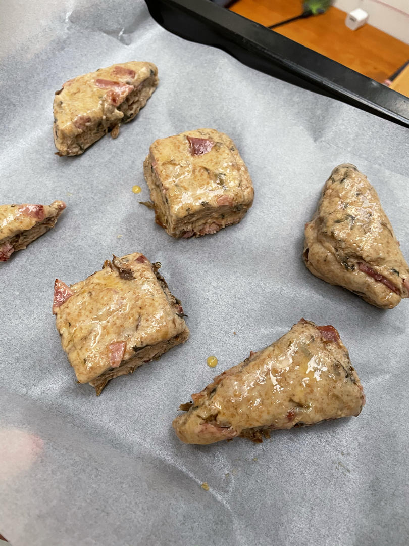 梅干菜松脆培根全麦司康【健康主食】