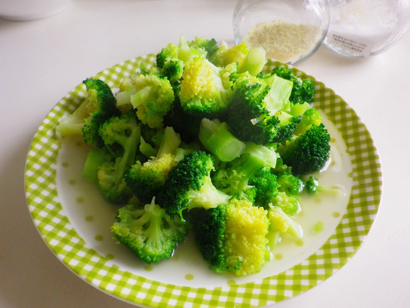 清炒西兰花