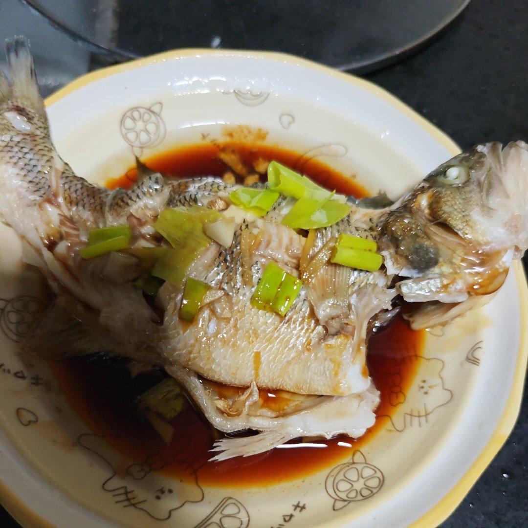 清蒸鲈鱼