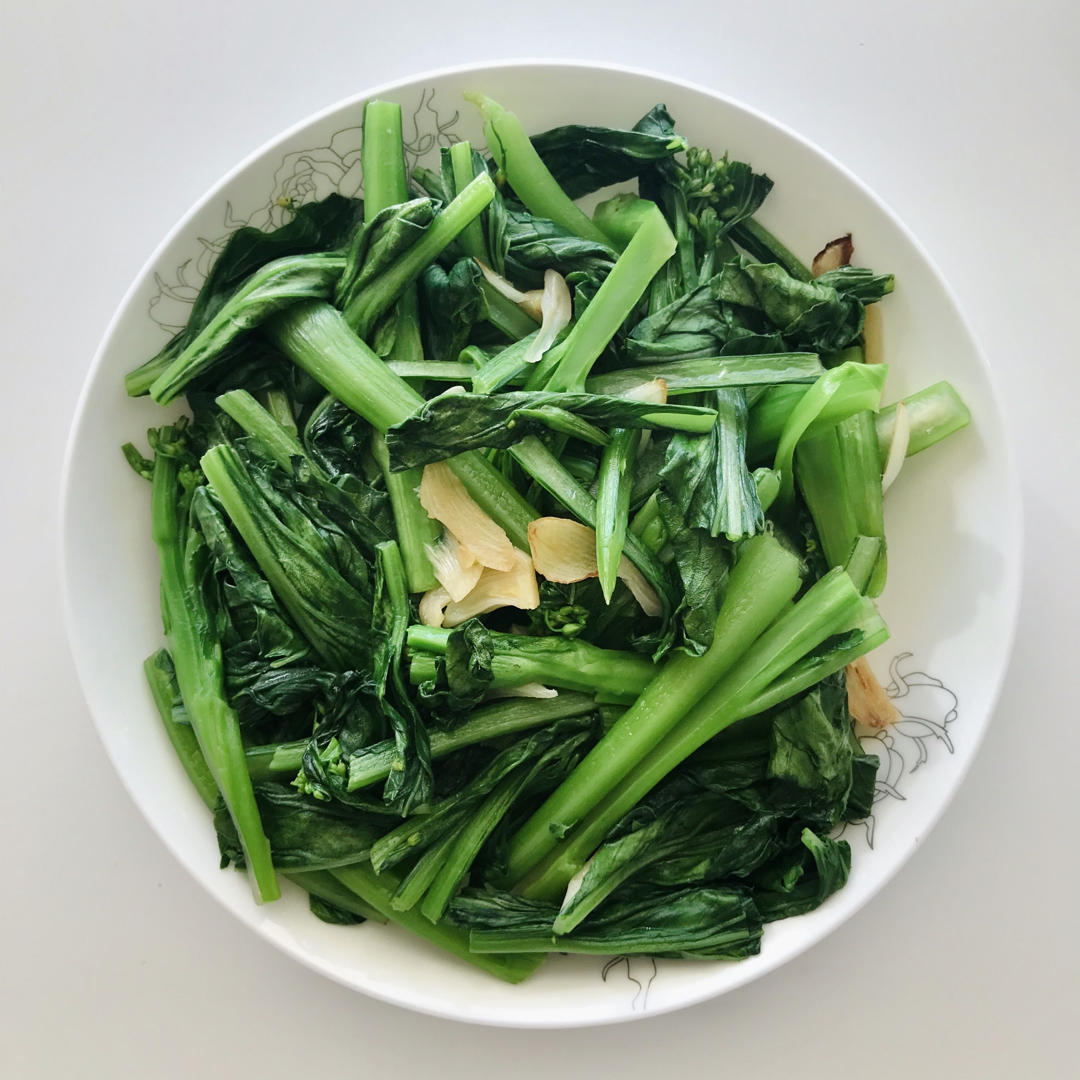 五星级酒店的蒜蓉青菜原来是这么制作的：蒜蓉芥蓝