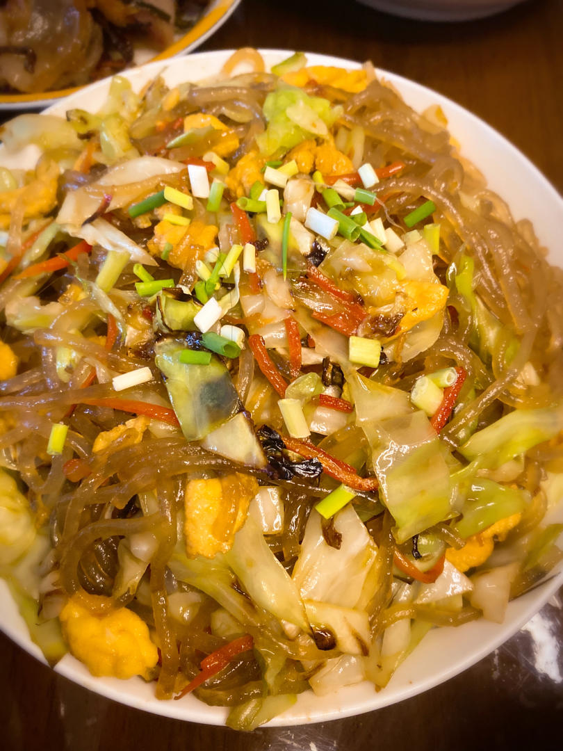 包菜炒粉丝