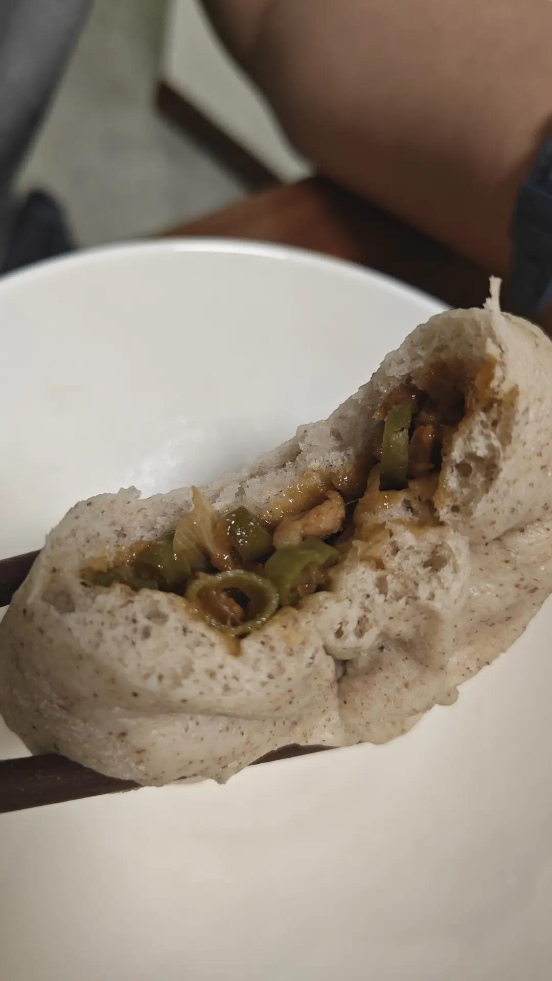 豆角酱肉包子