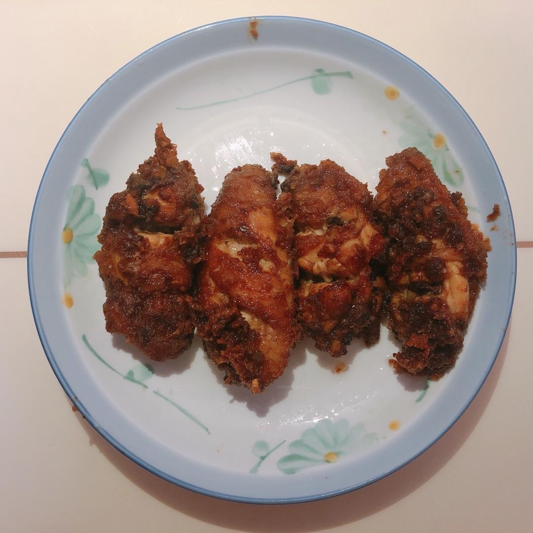 蒜香炸鸡翅