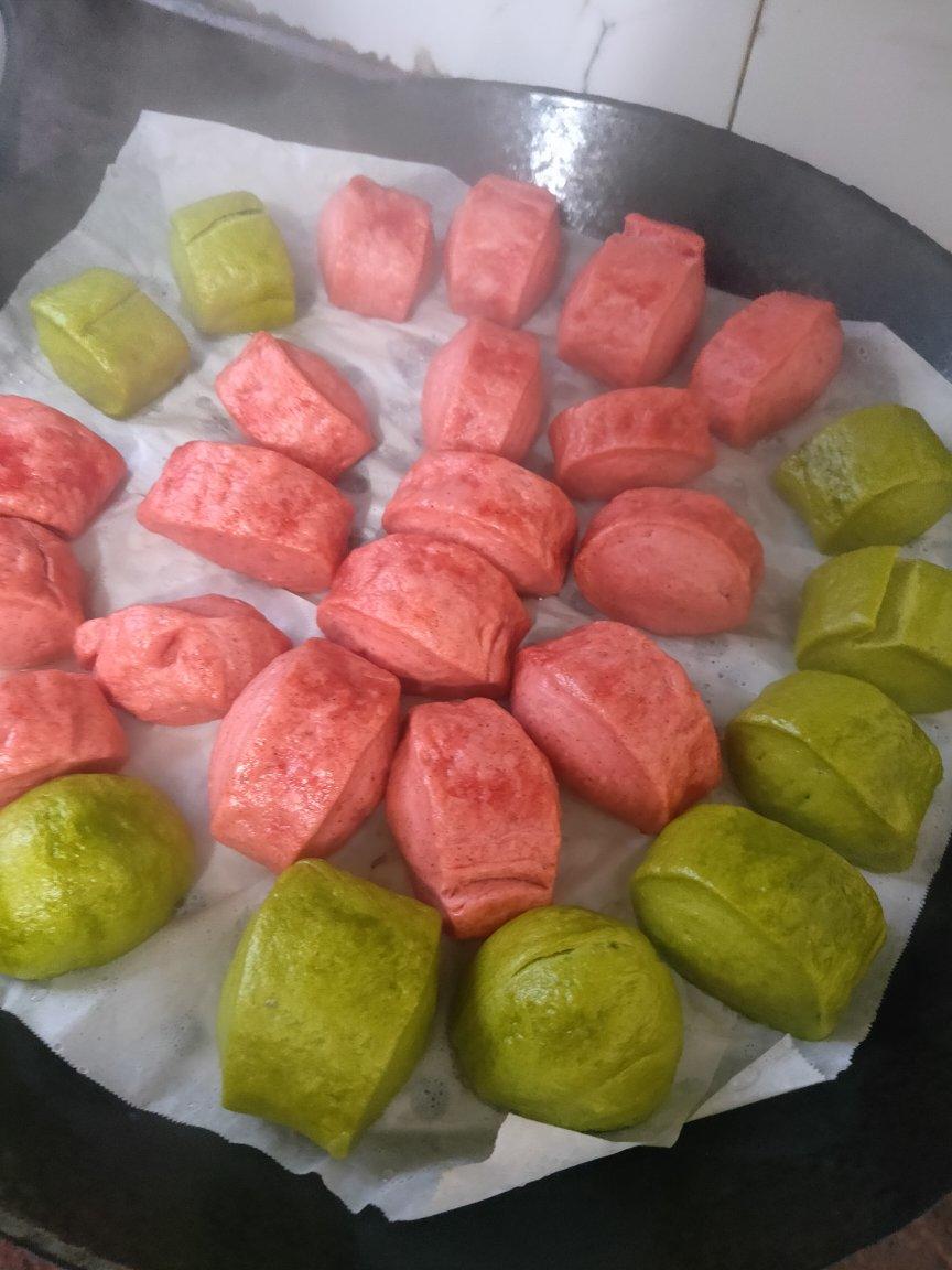 七彩果蔬刀切馒头(果蔬粉)