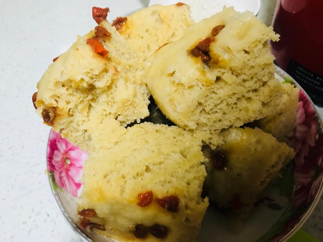 红糖红枣发糕
