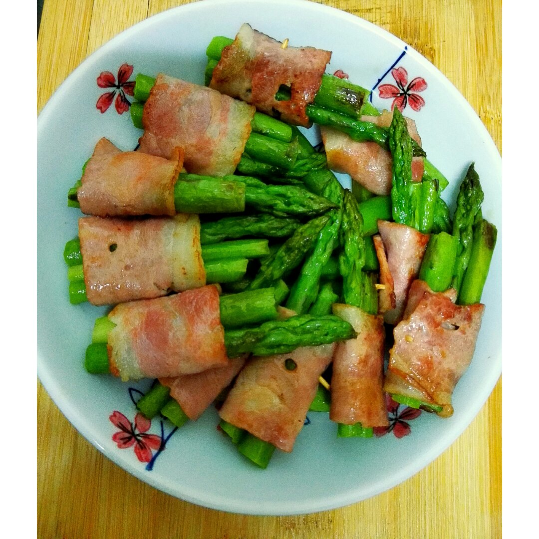 培根芦笋卷