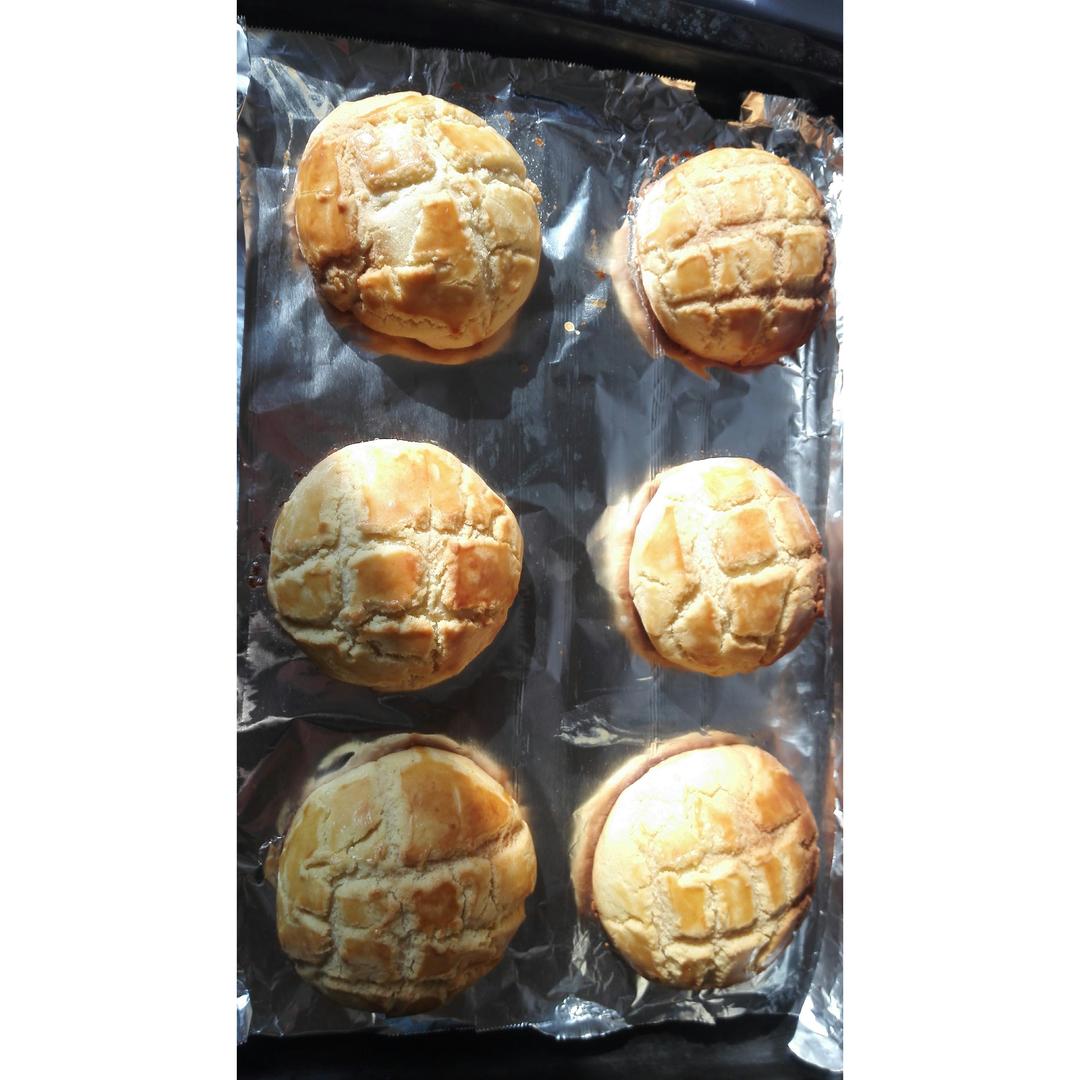 菠萝包