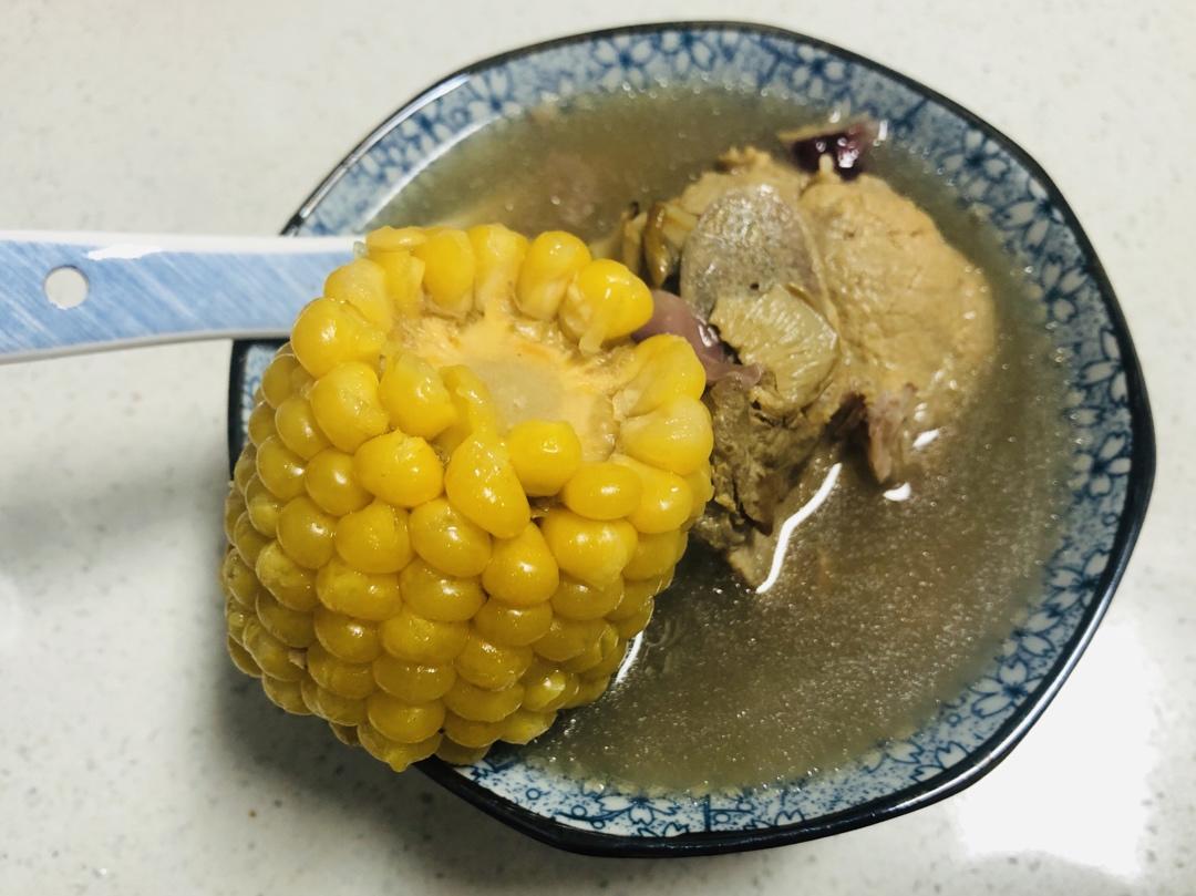 羊肚菌排骨汤