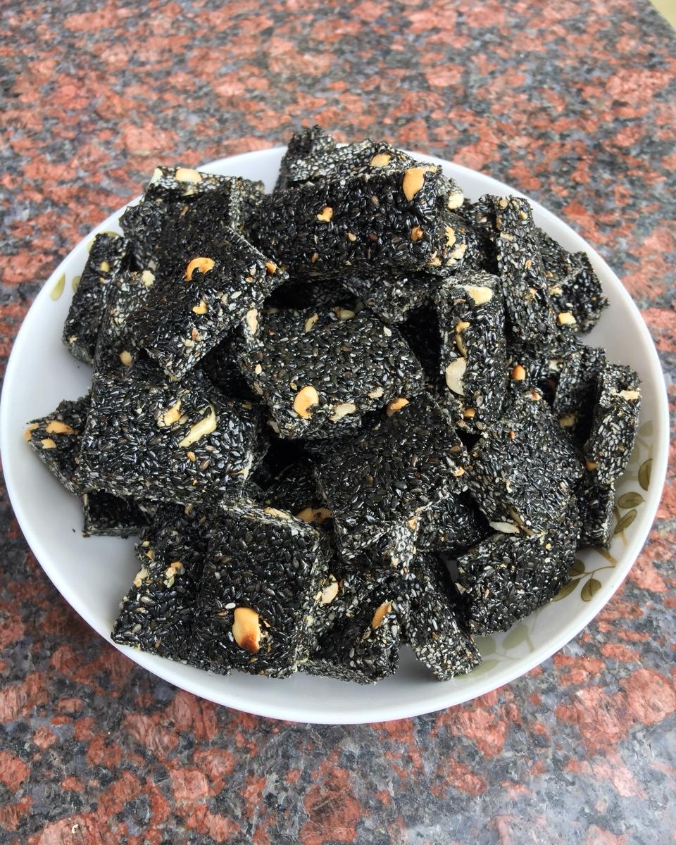 黑芝麻糖