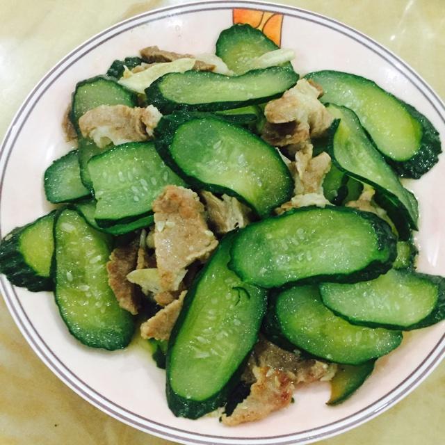 黄瓜炒肉
