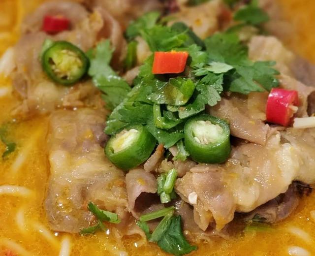 万能酸汤酱&夏日超级开胃酸汤肥牛面的做法