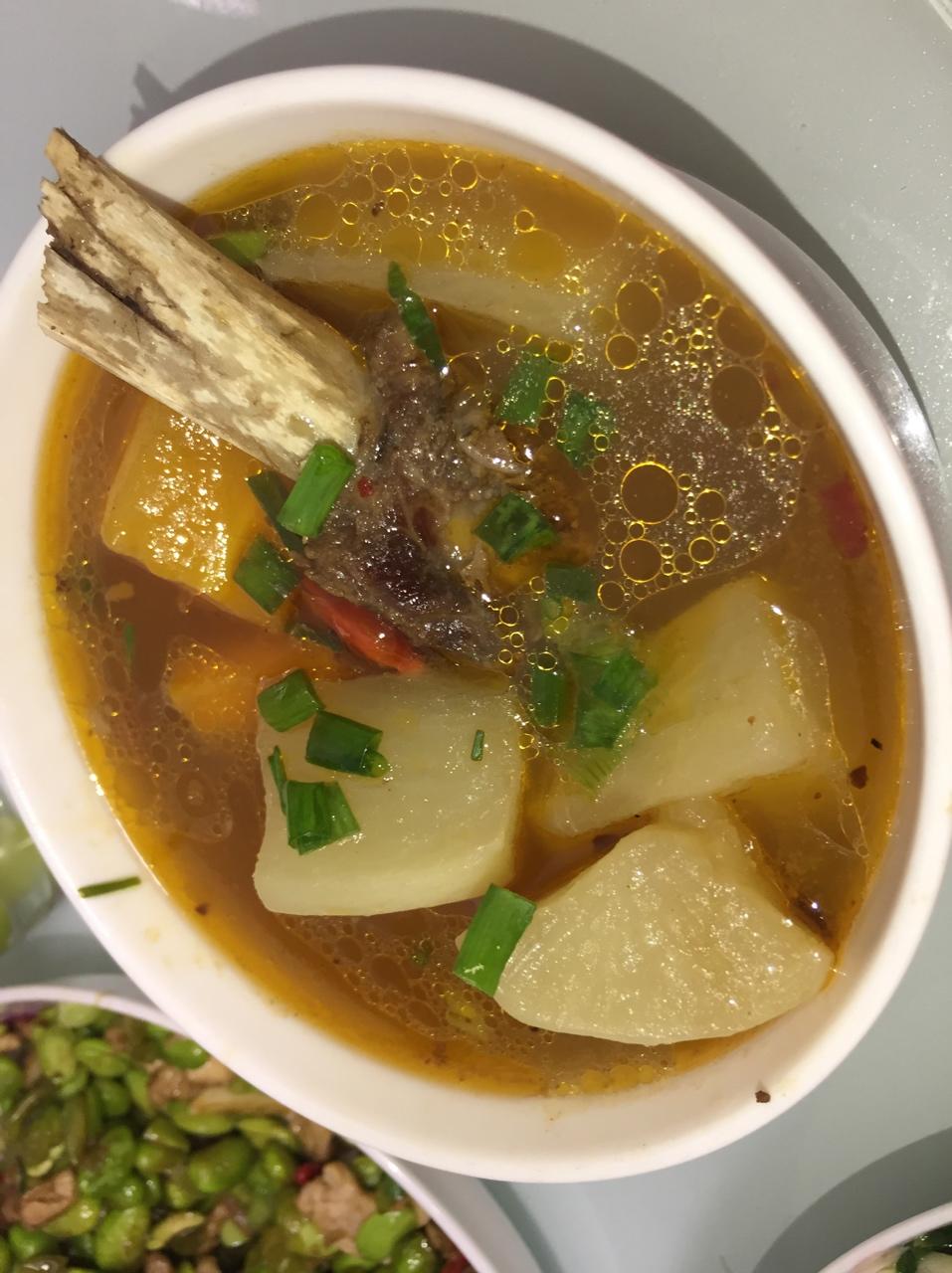 炖牛排骨
