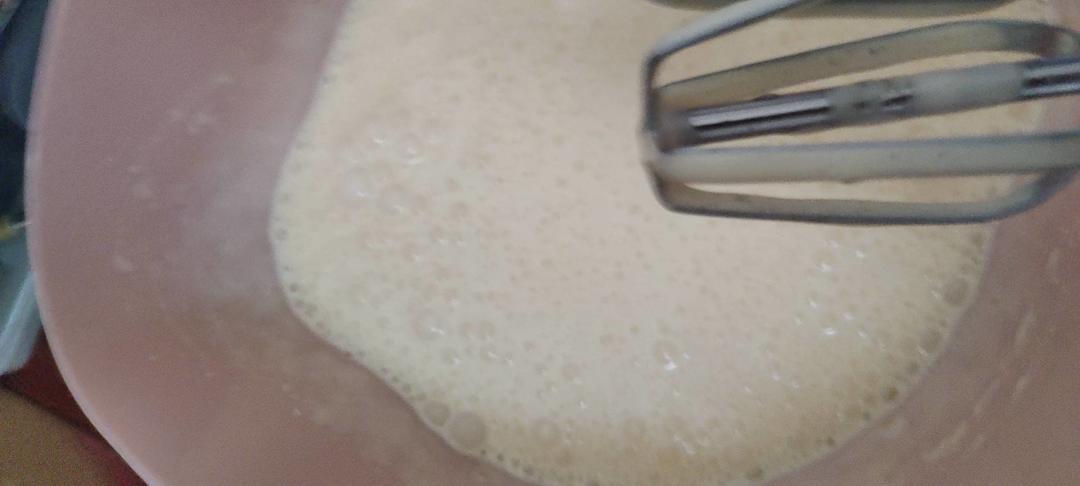 步骤详细的油海绵蛋糕（鸡蛋糕）