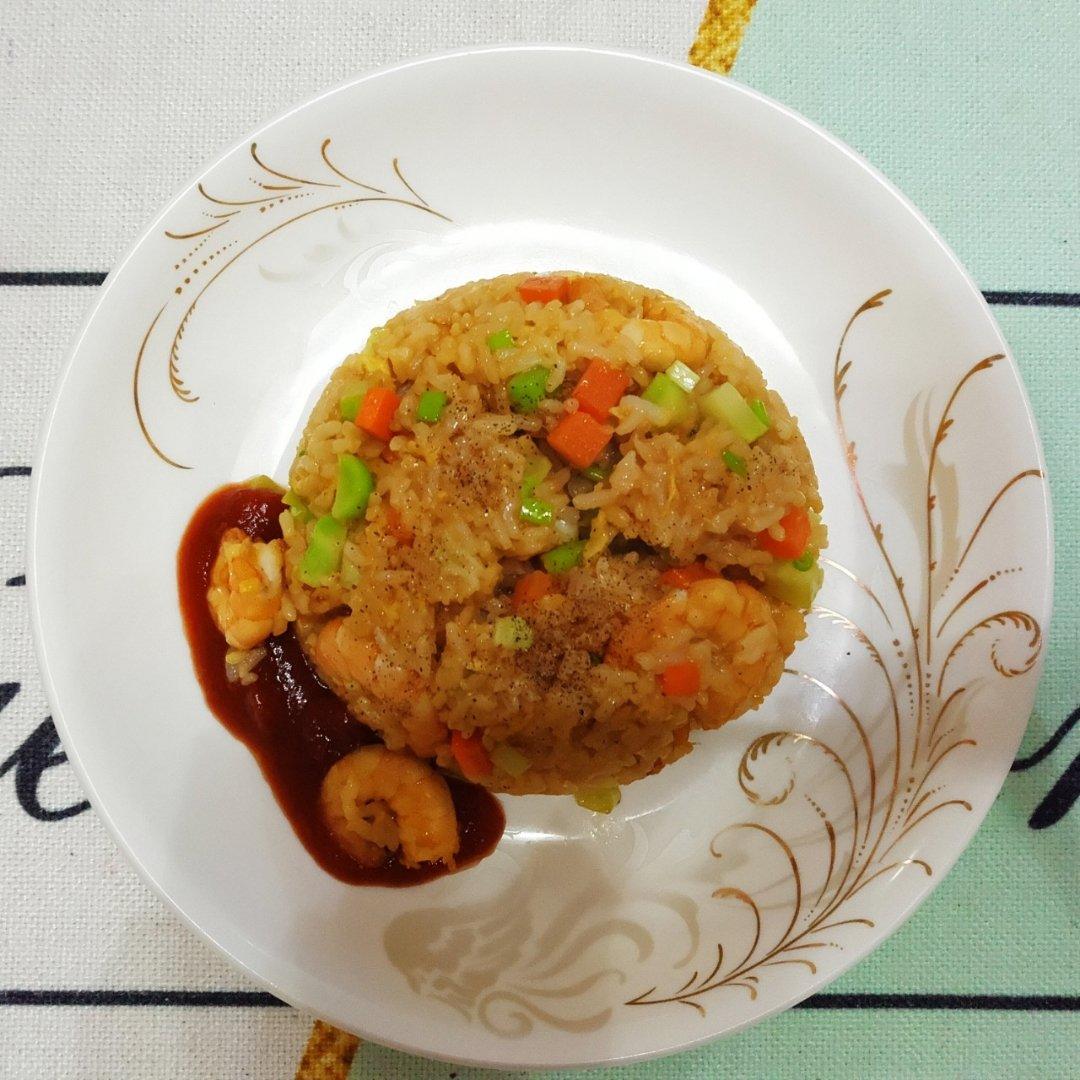 【番茄虾仁炒饭】