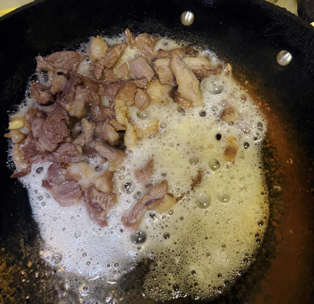 超越羊肉串的孜然爆炒羊肉