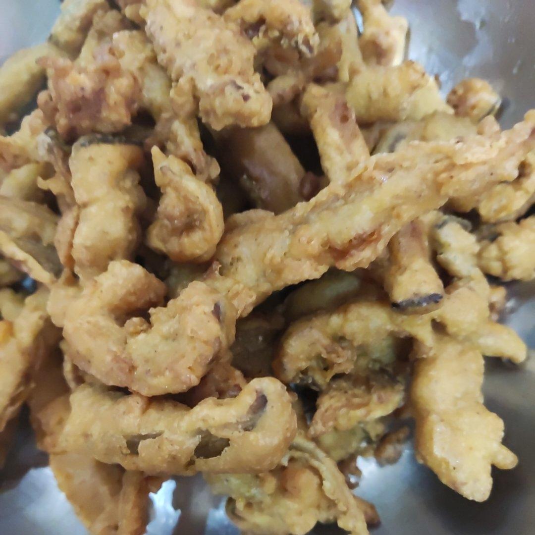 干炸蘑菇的做法，大人小孩都喜欢