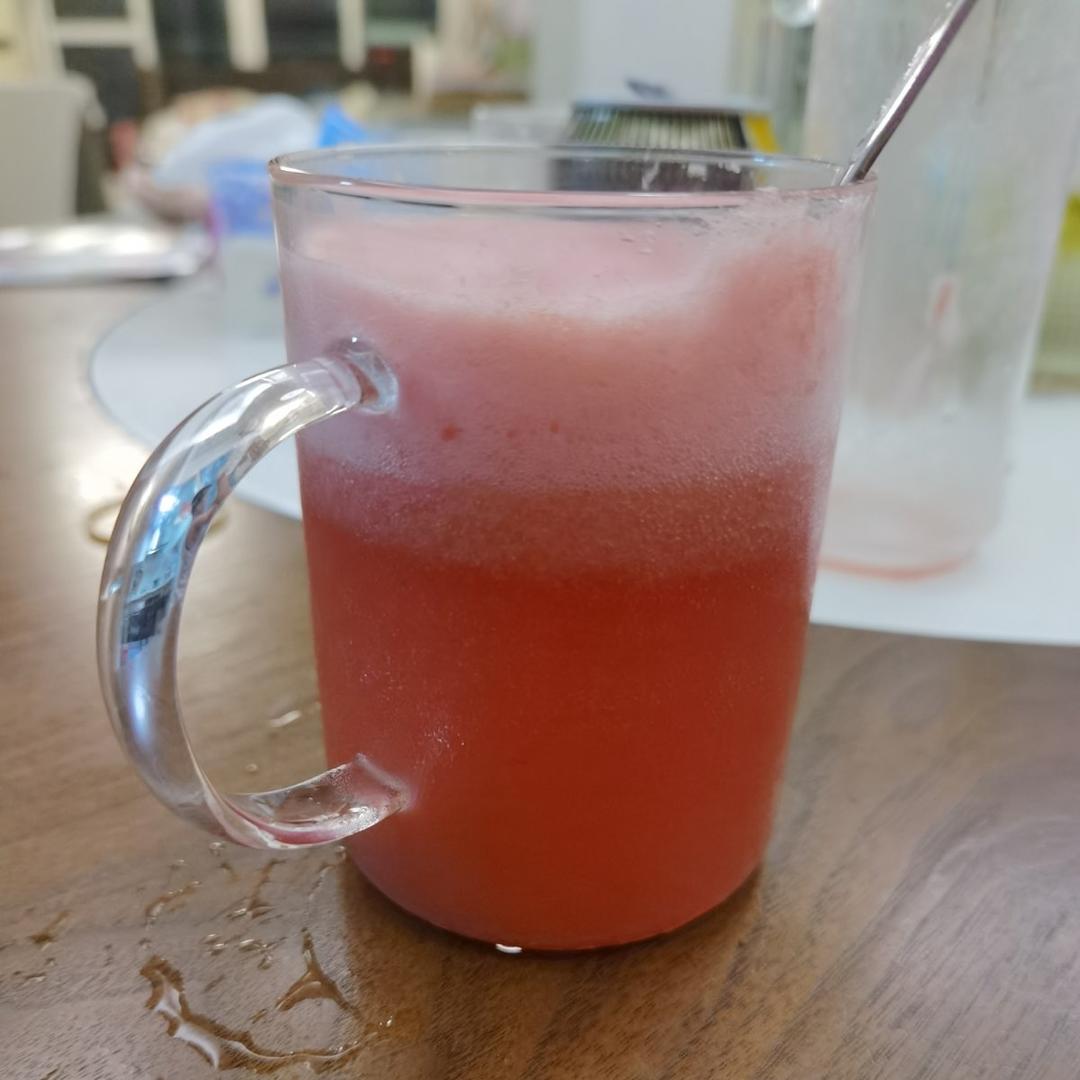 视频【没有最简单只有更简单·西柚气泡水】2分钟喝上一杯美美的水~