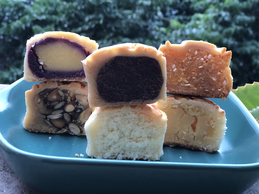 广式传统五仁月饼