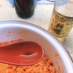 吃不出胡萝卜的胡萝卜水饺（三鲜版）的做法 步骤3
