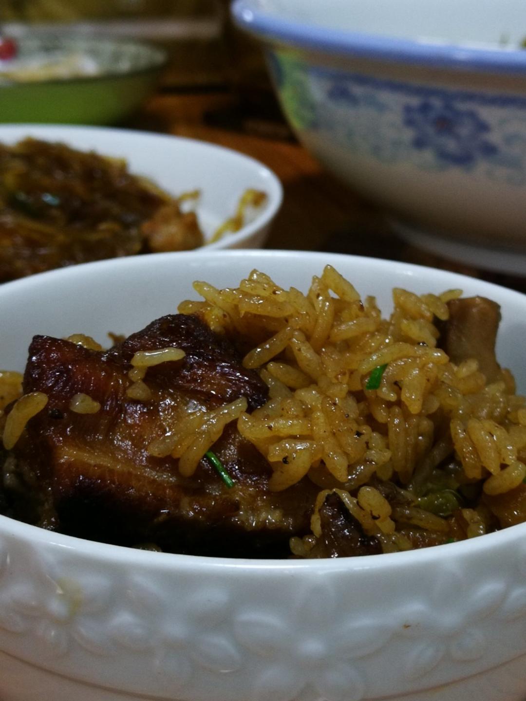 酱香排骨饭