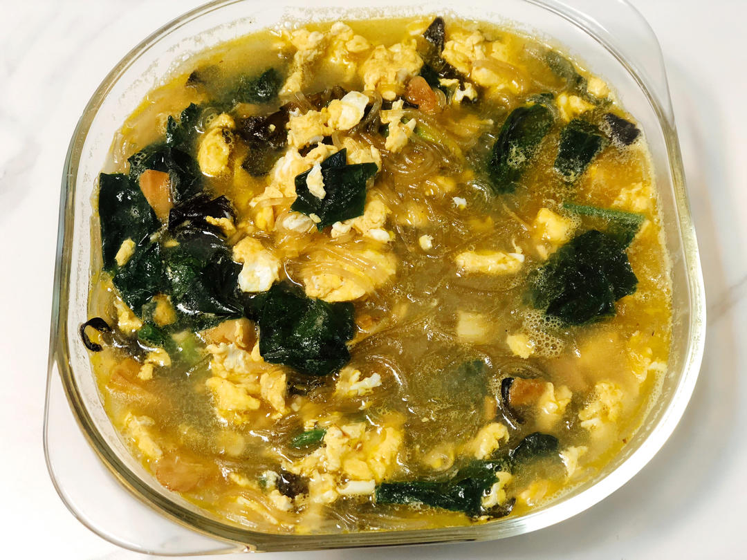 菠菜粉丝鸡蛋汤