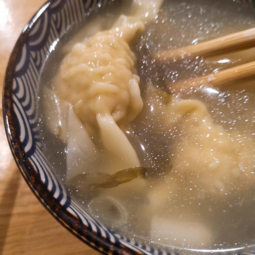 经典港式鲜虾云吞面