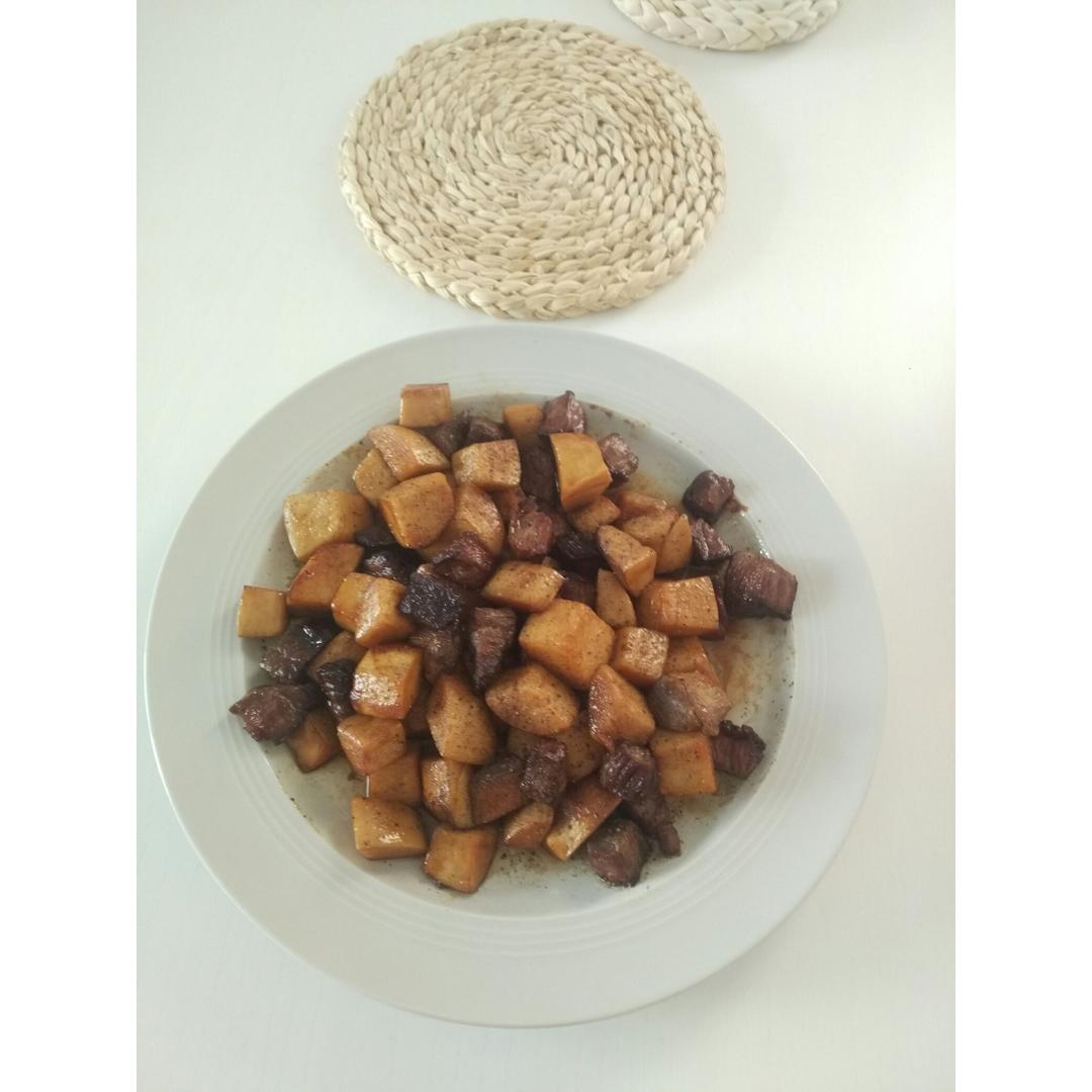 黑胡椒杏鲍菇牛肉粒