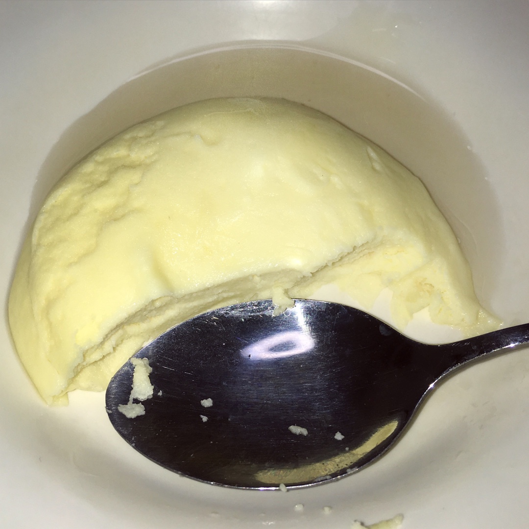 懒人食|1分钟微波炉柠檬酸奶小蛋糕（无油低脂版）