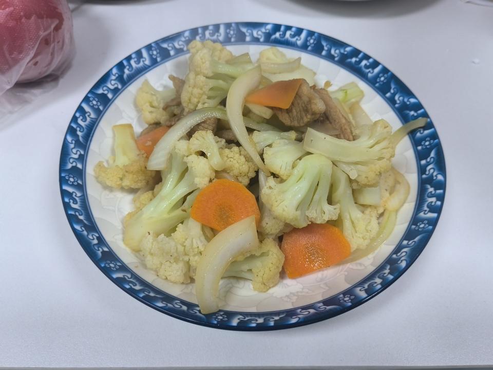 [新手绝不失败]菜花炒肉