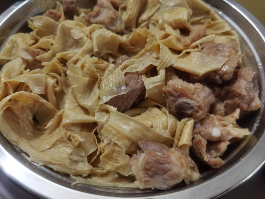 腐竹烧排骨