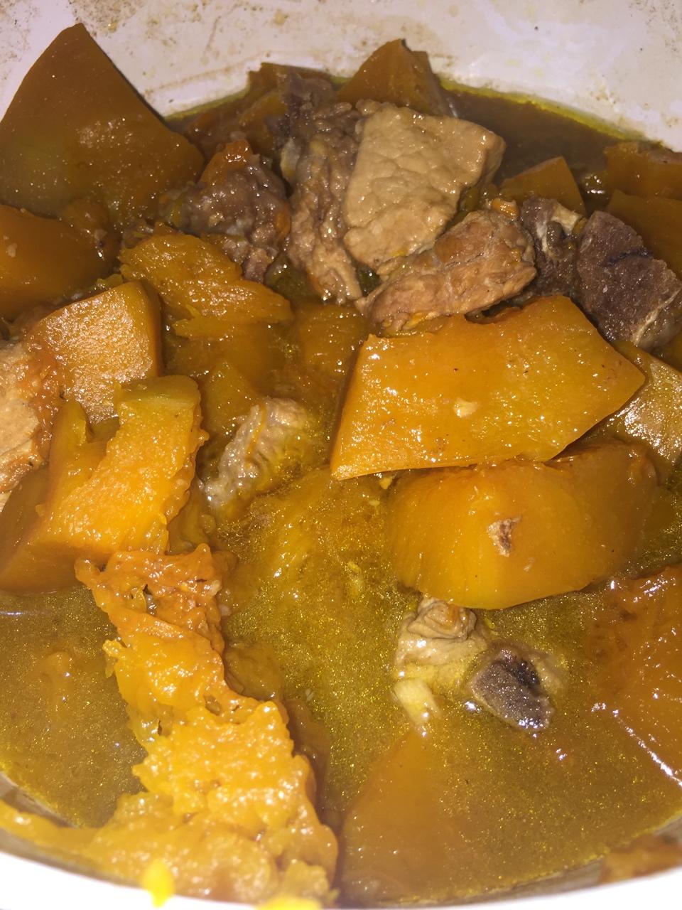 金瓜排骨 Pumpkin Stew with Ribs