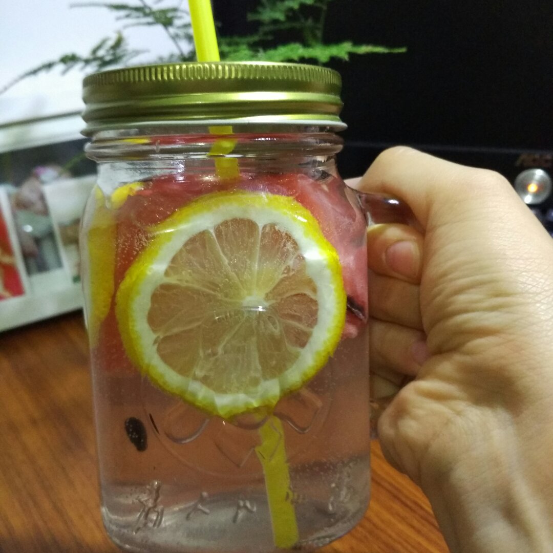 一周7天排毒水的有爱喝法「厨娘物语」