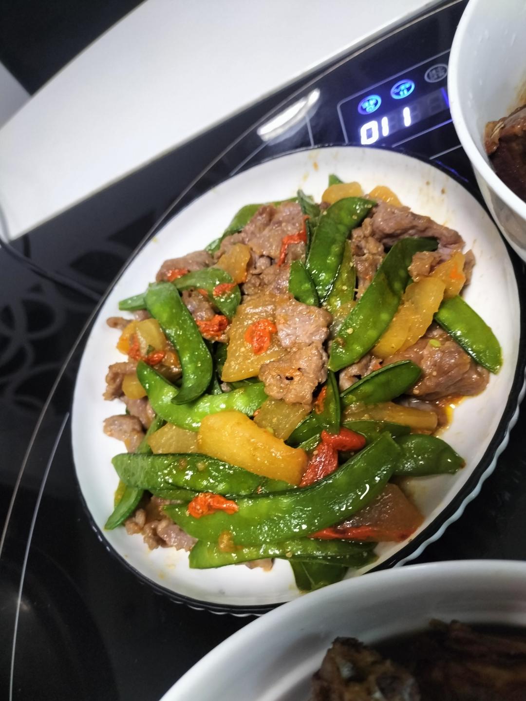 荷兰豆炒肉