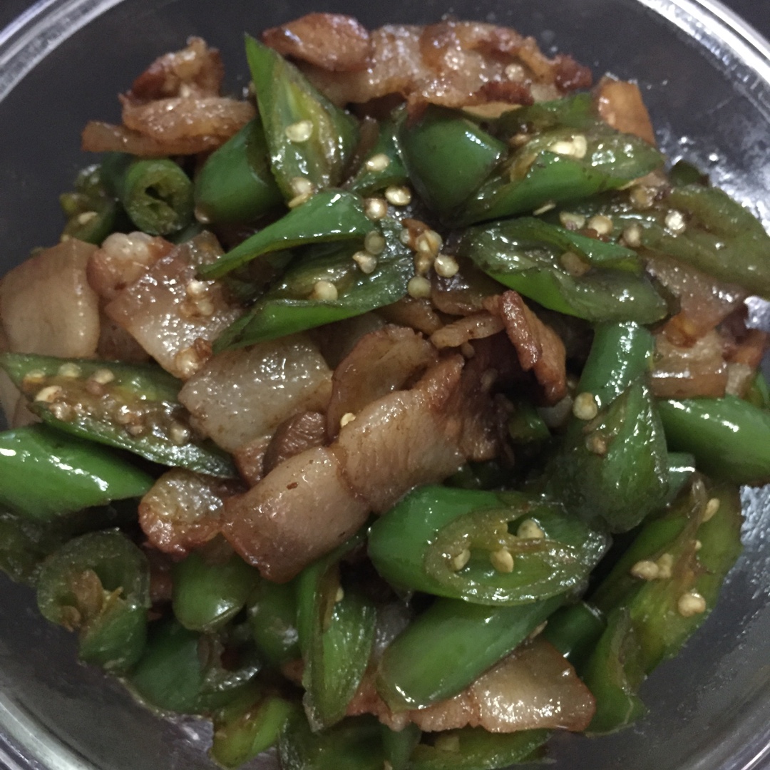 农家小炒肉【记忆中勾魂的油汤】