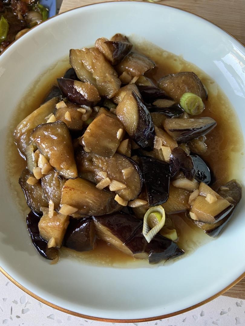 红烧茄子，好吃到舔盘子