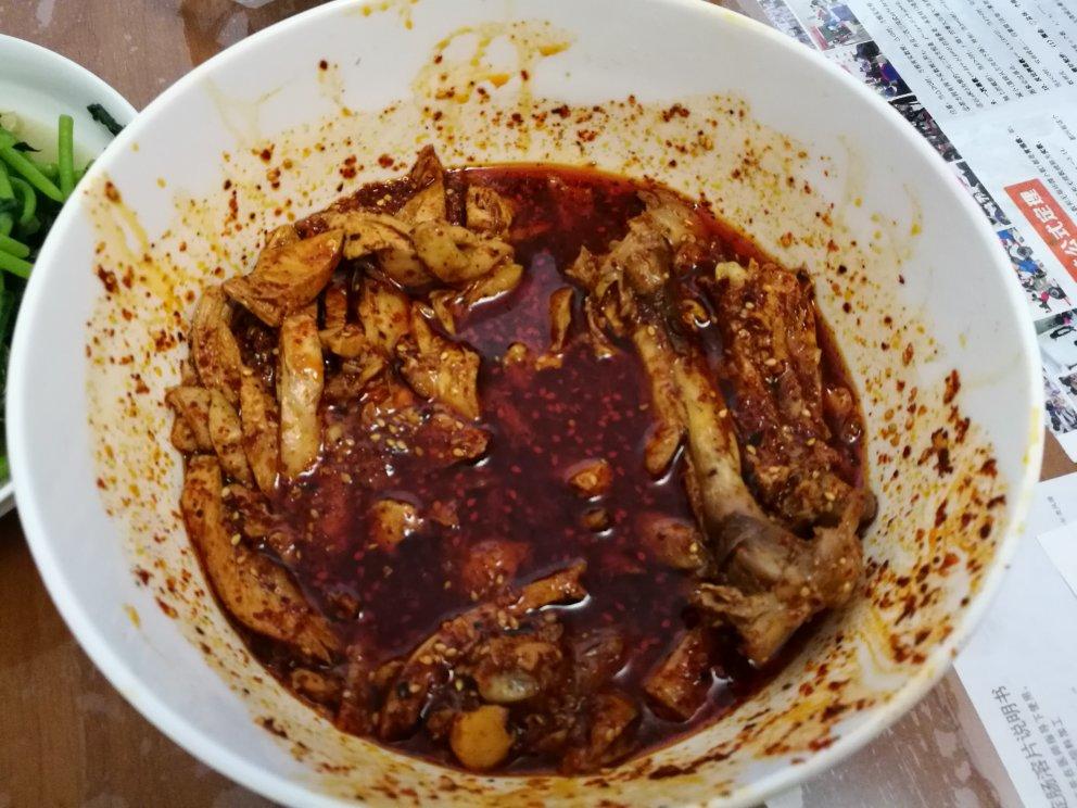 手机用户3424n32l做的独门绝技鬼城麻辣鸡