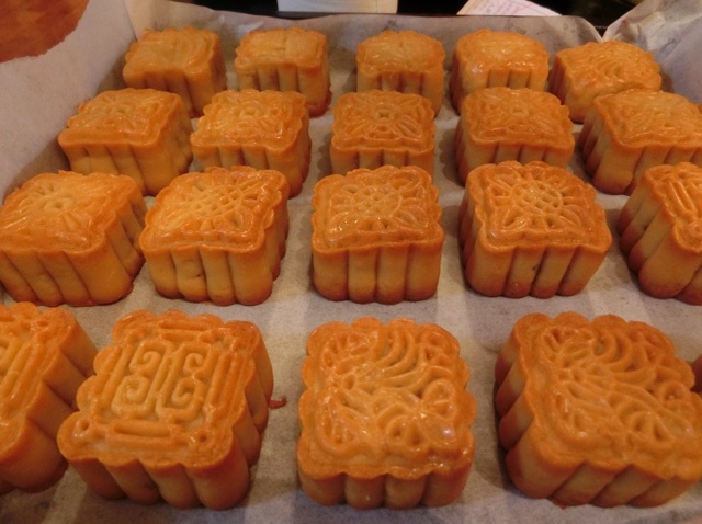 广式月饼——蛋黄莲蓉月饼