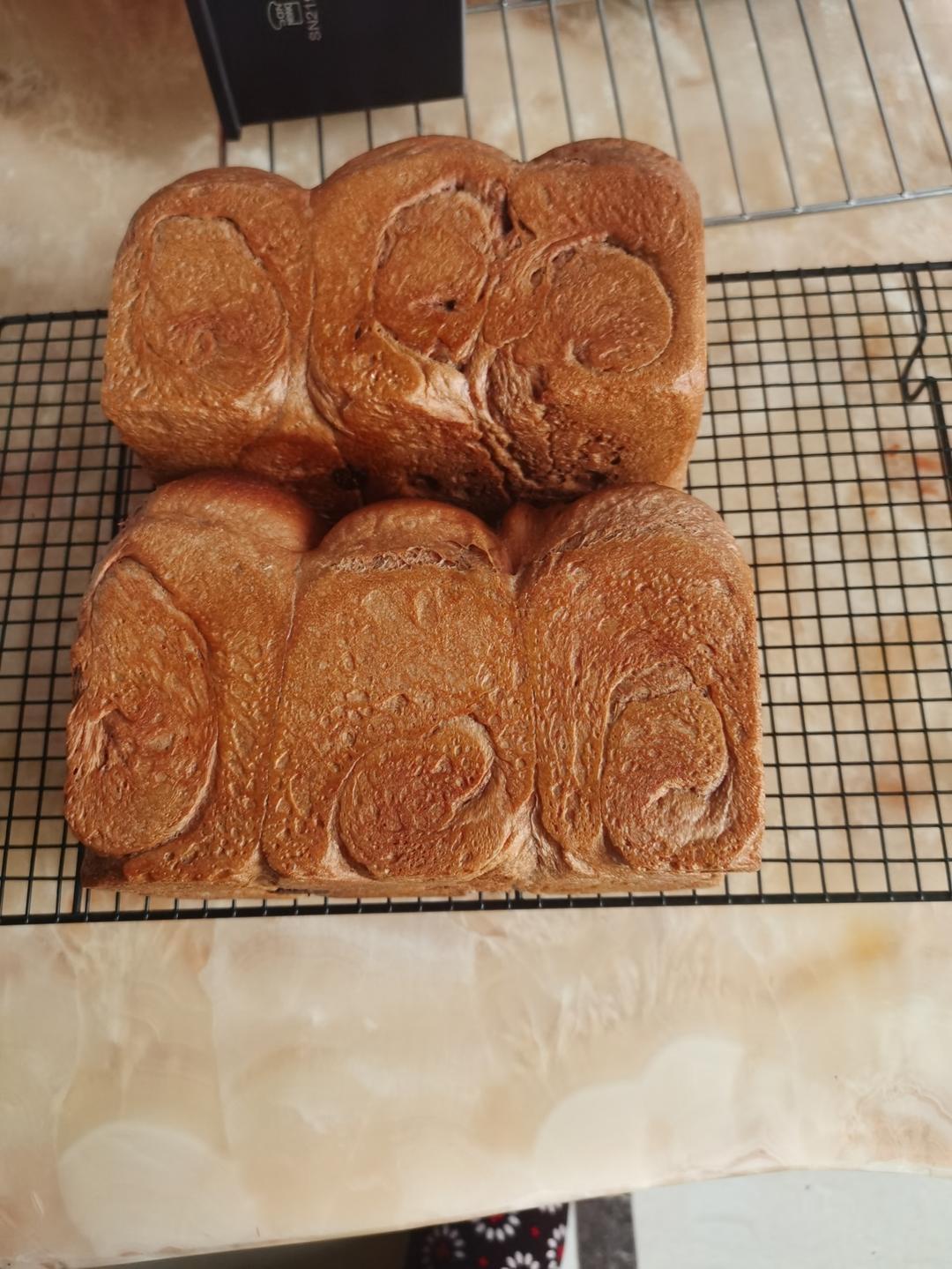 香浓柔软的巧克力吐司