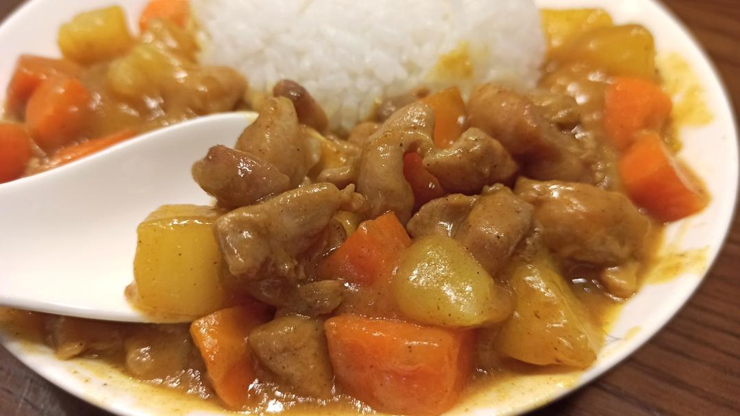 咖喱鸡肉饭