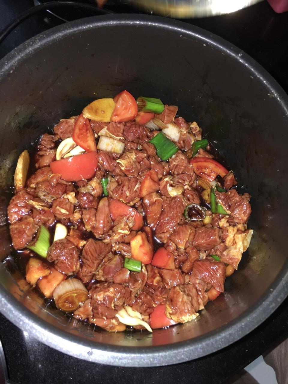 光想好事做的无水高压锅炖牛肉