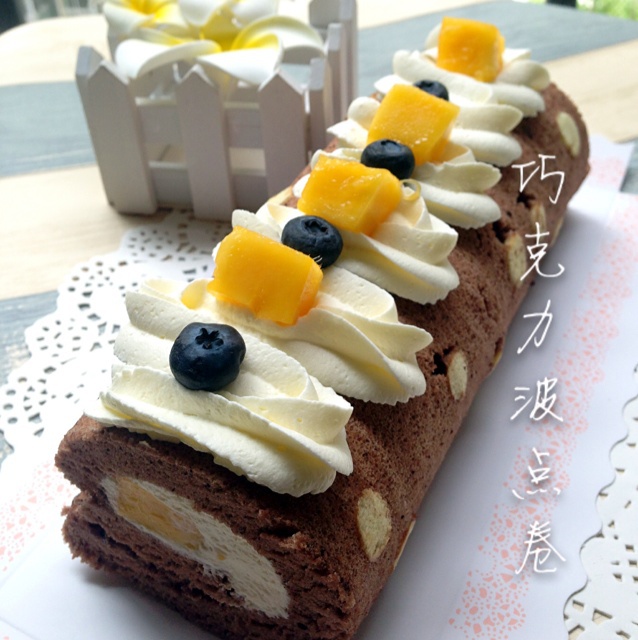 波点可可奶油蛋糕卷