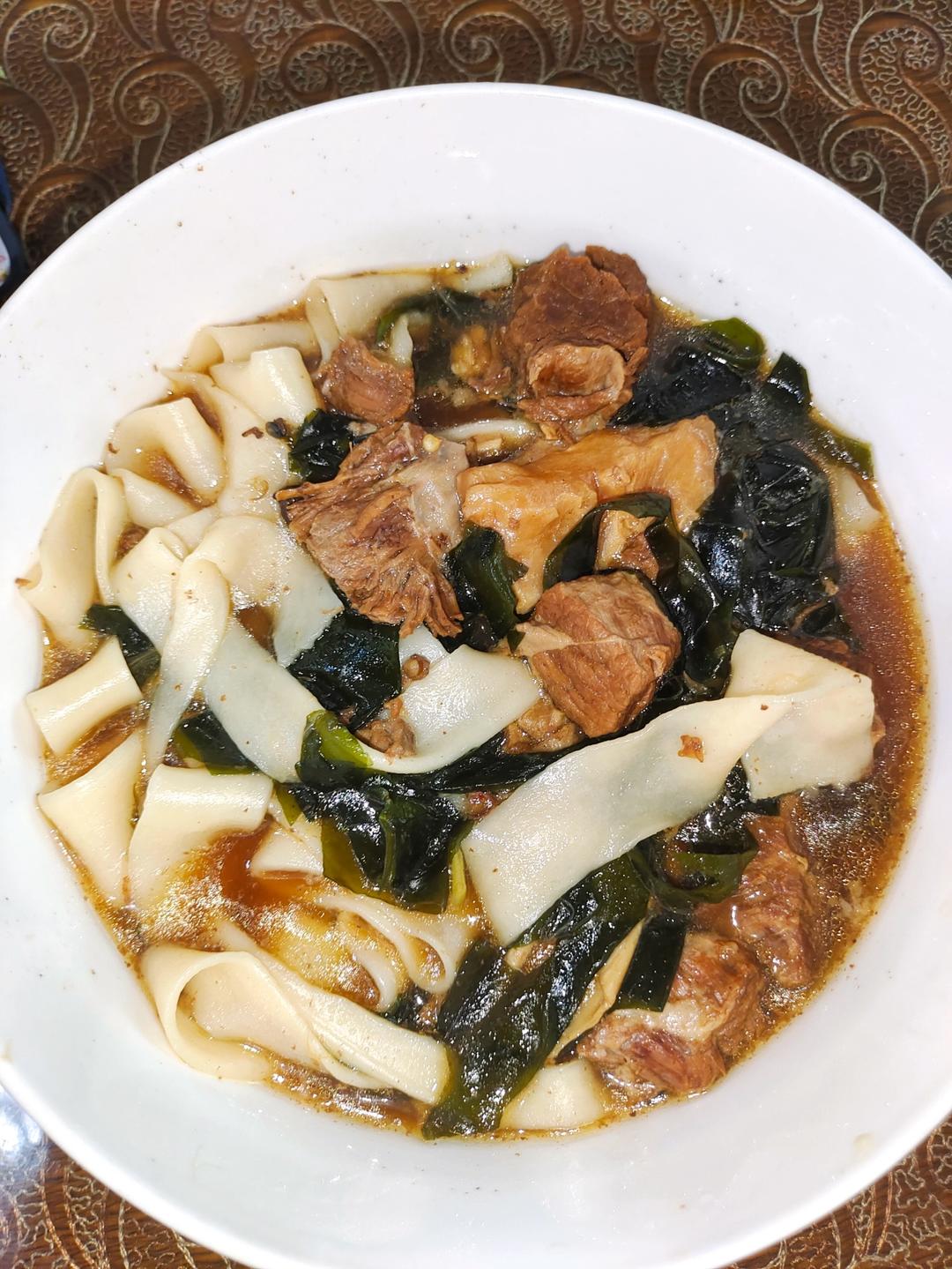 红烧牛肉面