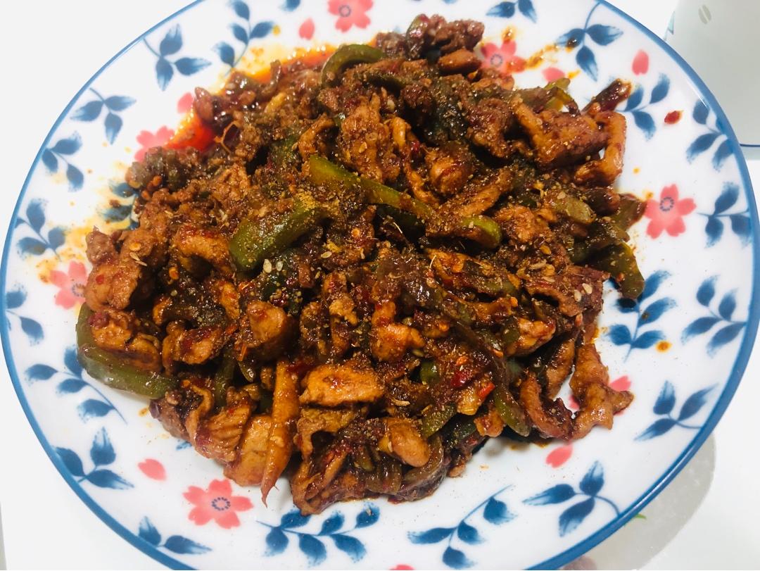 西安特色小吃…孜然炒肉夹馍