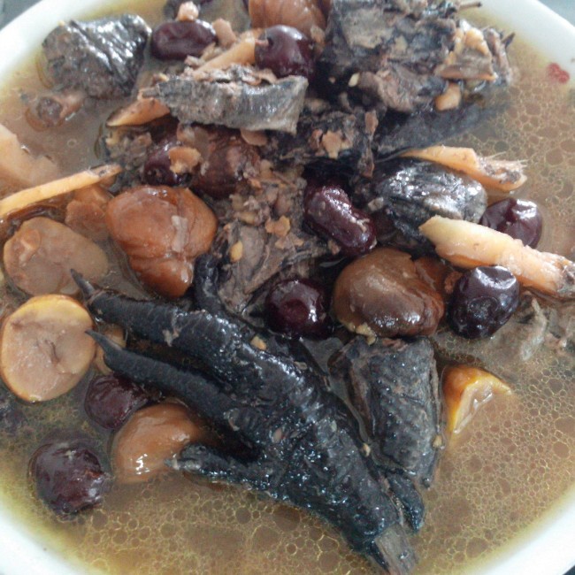 栗子乌鸡汤