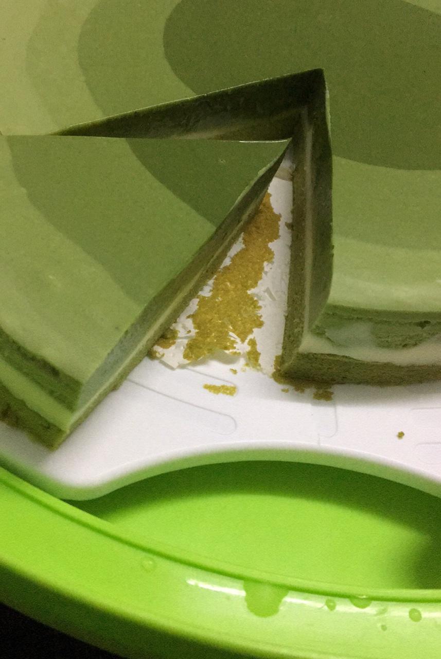 渐变抹茶慕斯蛋糕：我Amanda带着既美又作的抹茶甜点又来了！【曼食慢语】