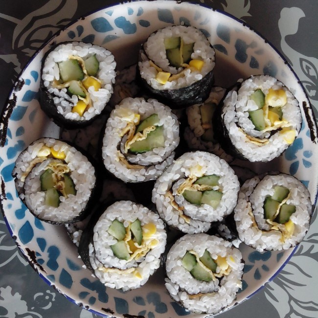 紫菜卷寿司