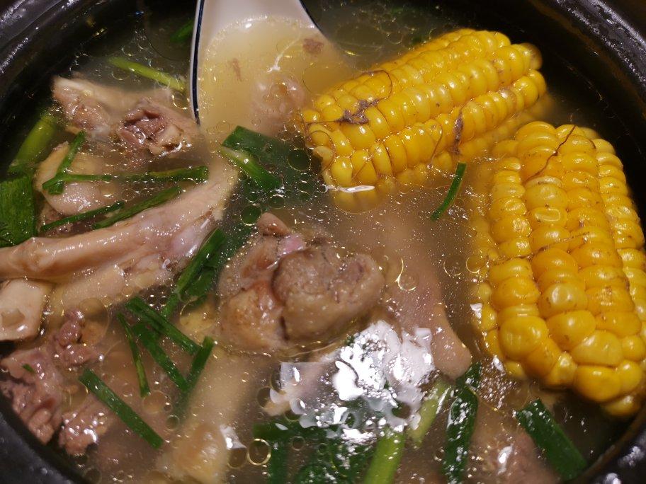 玉米鸡汤煲