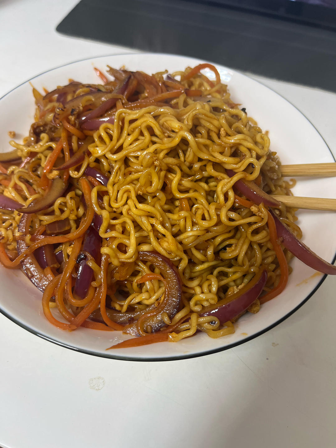 路边摊风味炒方便面