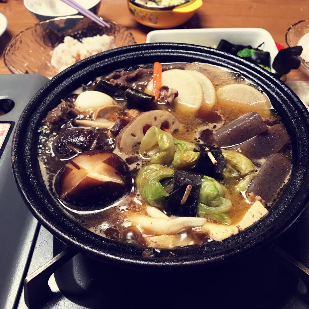 寿喜烧（日式牛肉锅）